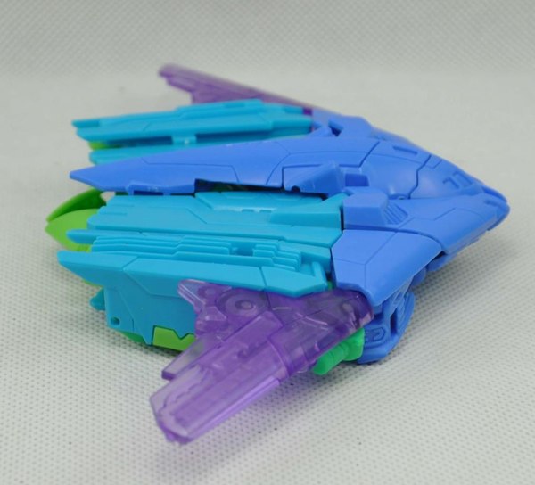 New Images Transformers Generations Dreadwing  Deluxe Class Test Shot  (2 of 6)